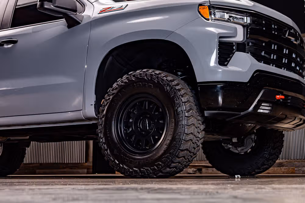 2024 Chevrolet Silverado 1500 LT Trail Boss Crew Cab Image 13