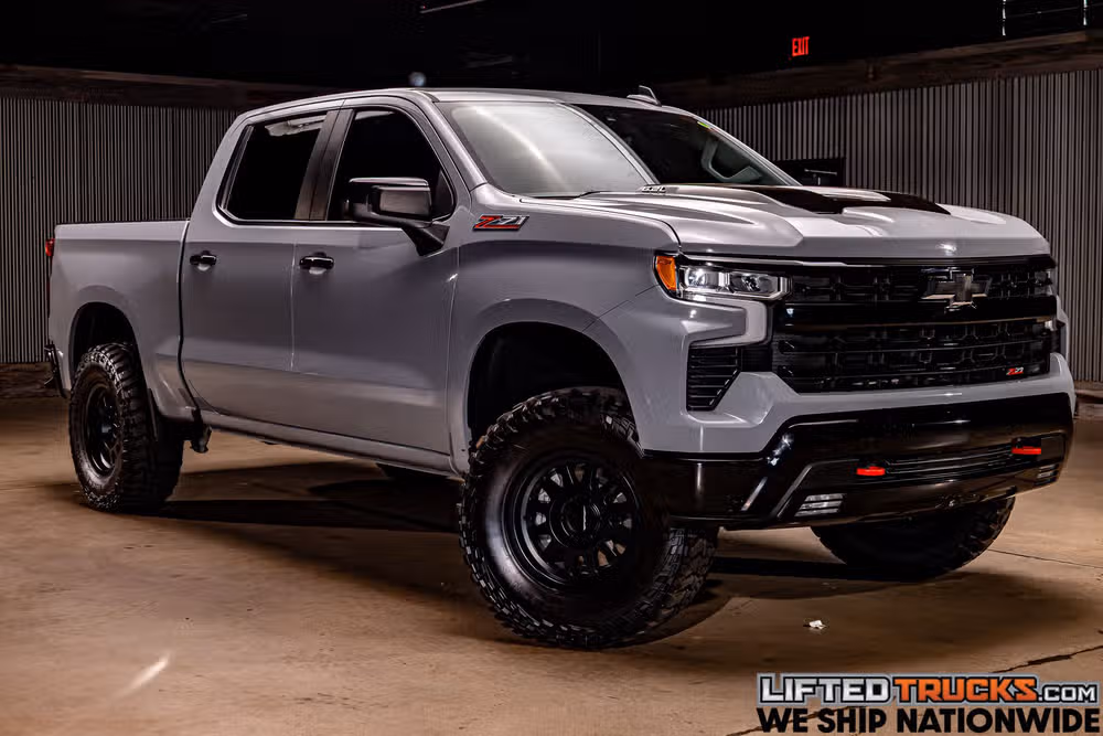 2024 Chevrolet Silverado 1500 LT Trail Boss Crew Cab Image 1