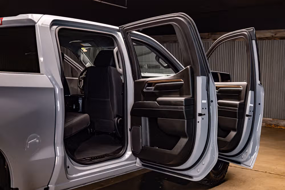 2024 Chevrolet Silverado 1500 LT Trail Boss Crew Cab Image 28