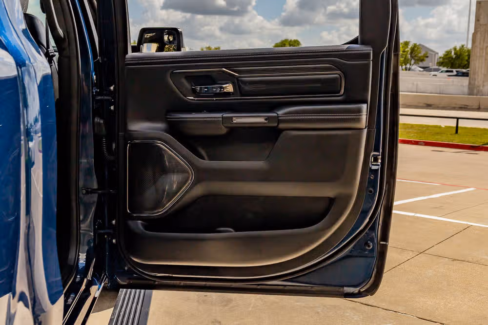 2024 Ram 1500 Limited Crew Cab Image 39
