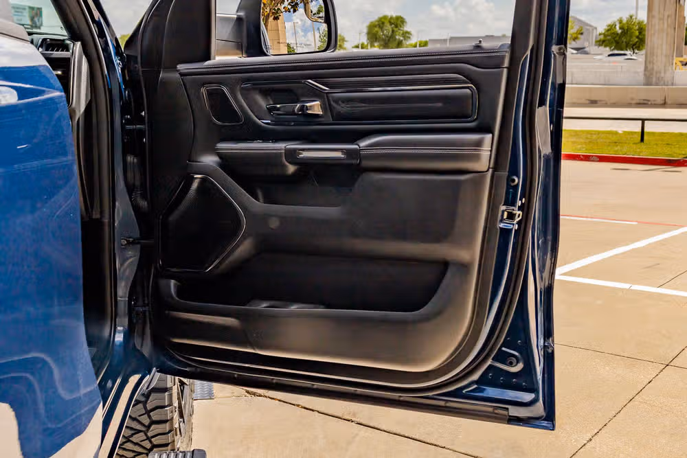 2024 Ram 1500 Limited Crew Cab Image 37
