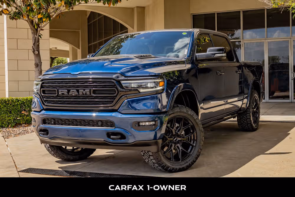 2024 Ram 1500 Limited Crew Cab Image 5