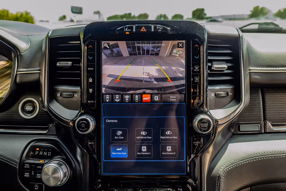 2024 Ram 1500 Limited Crew Cab Image 26