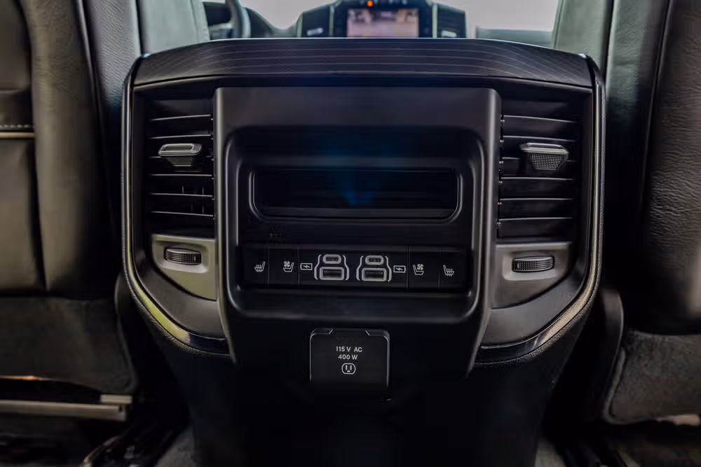 2024 Ram 1500 Limited Crew Cab Image 33