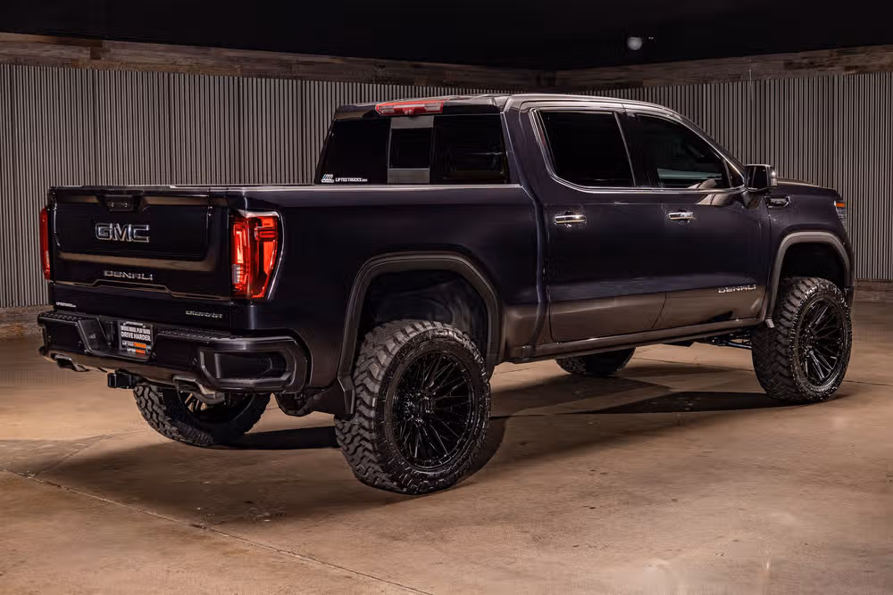 2023 GMC Sierra 1500 Denali Ultimate Crew Cab Image 10