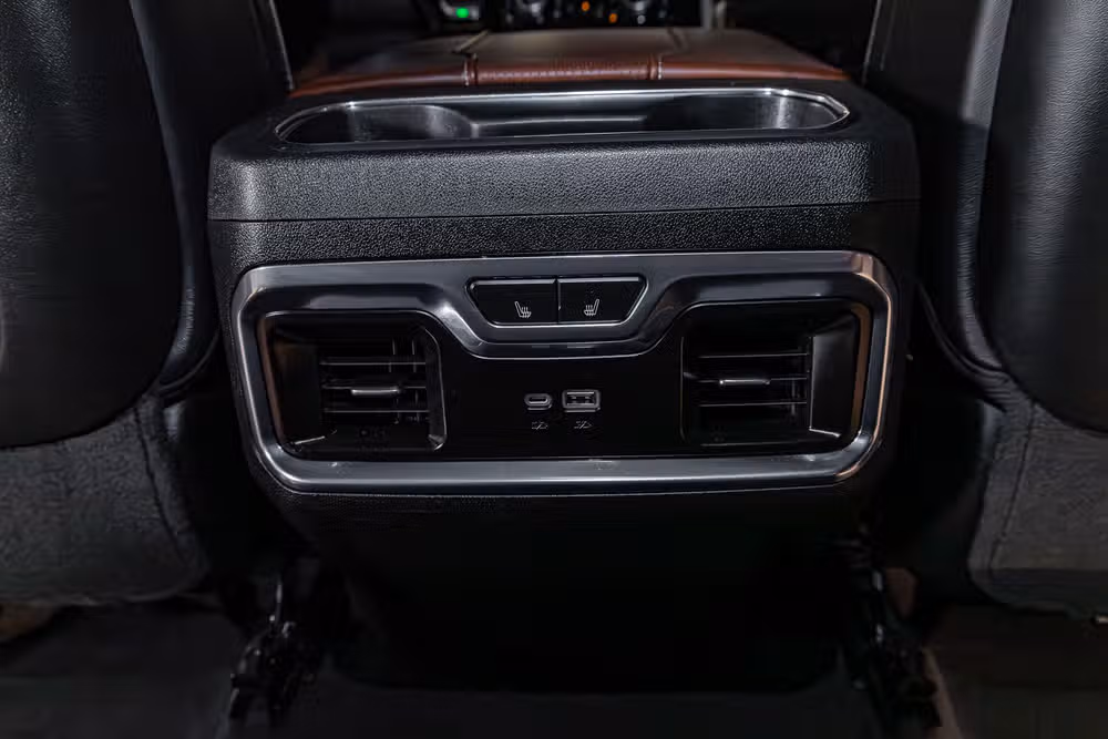 2023 GMC Sierra 1500 Denali Ultimate Crew Cab Image 23