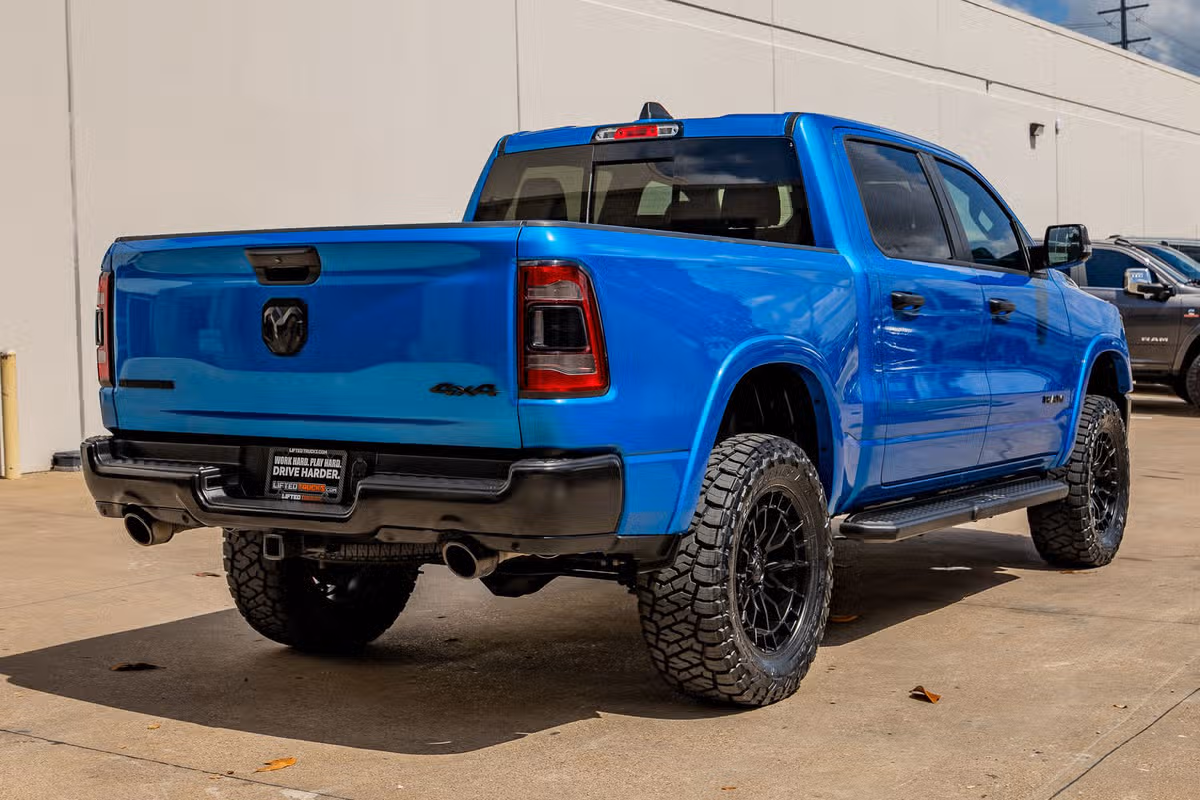 2023 Ram 1500 Big Horn Crew Cab