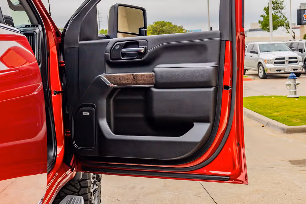 2022 GMC Sierra 3500HD Denali Crew Cab Image 37