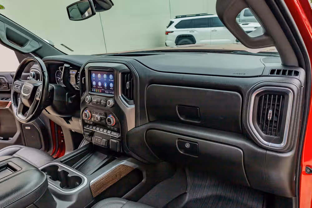 2022 GMC Sierra 3500HD Denali Crew Cab Image 18