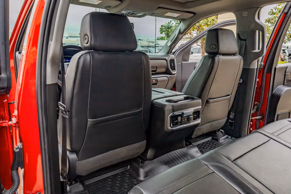 2022 GMC Sierra 3500HD Denali Crew Cab Image 34