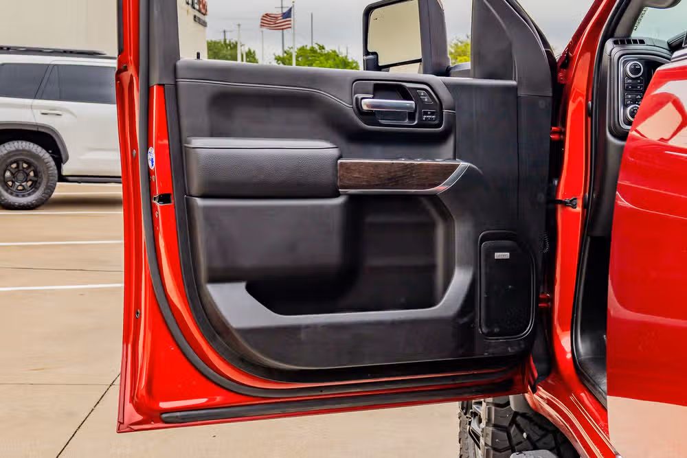 2022 GMC Sierra 3500HD Denali Crew Cab Image 36