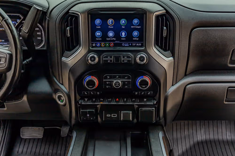 2022 GMC Sierra 3500HD Denali Crew Cab Image 24