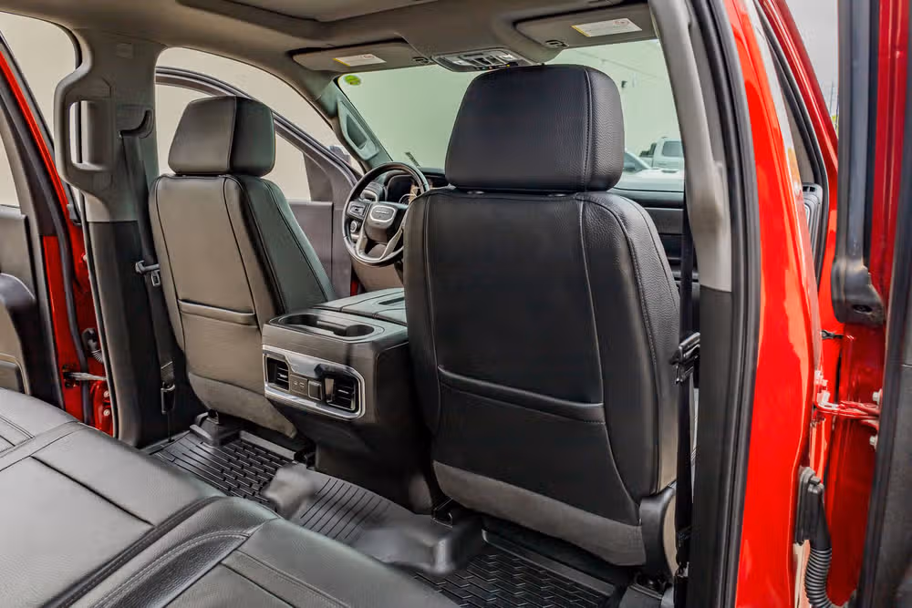 2022 GMC Sierra 3500HD Denali Crew Cab Image 32