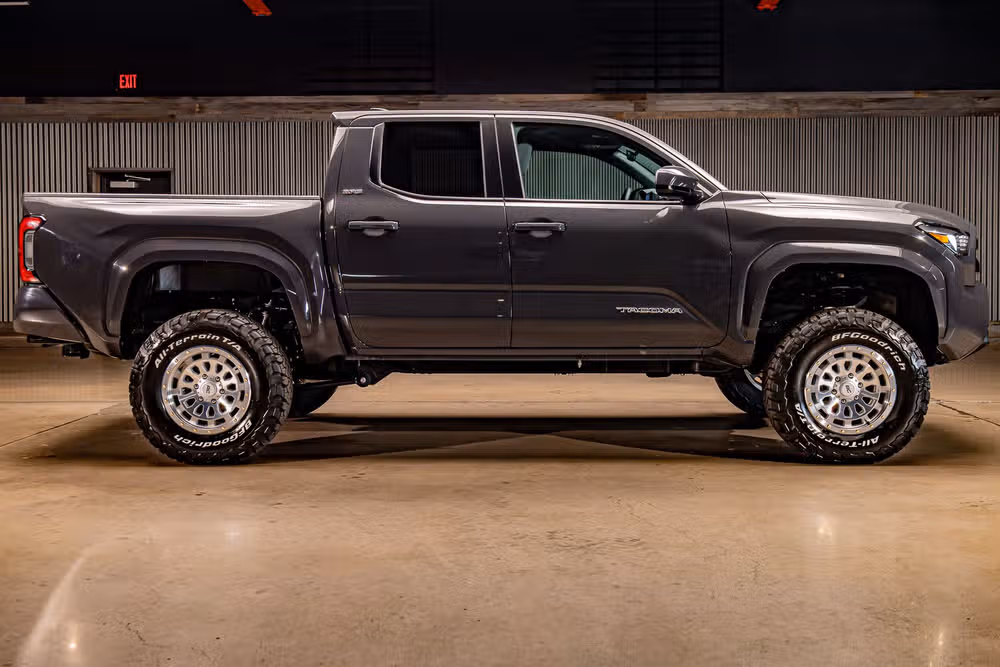 2026 Toyota Tacoma SR5 Double Cab Image 10