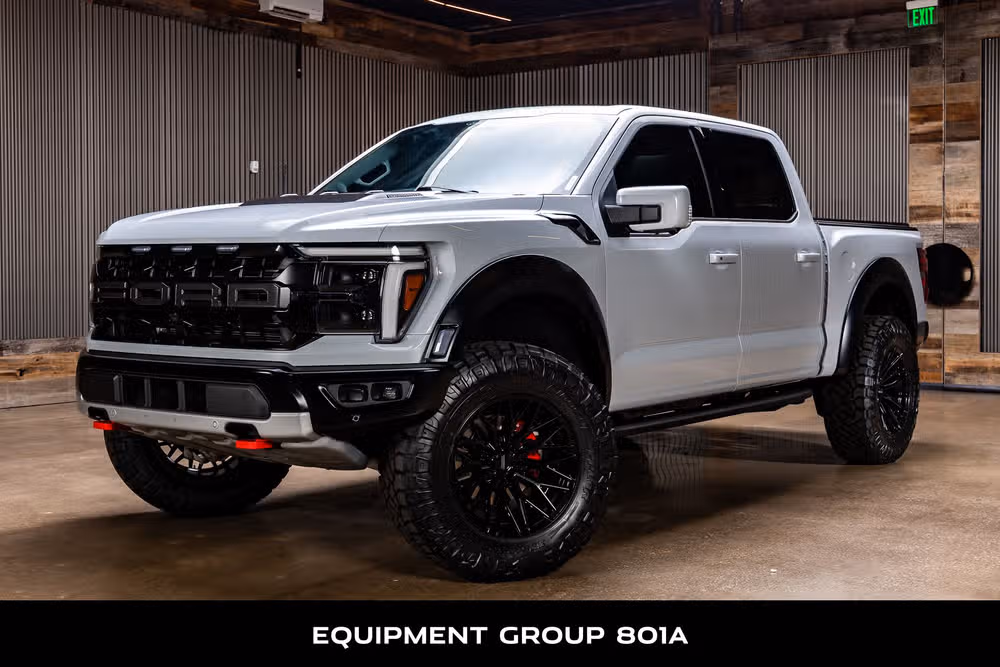 2025 Ford F-150 Raptor SuperCrew Image 5