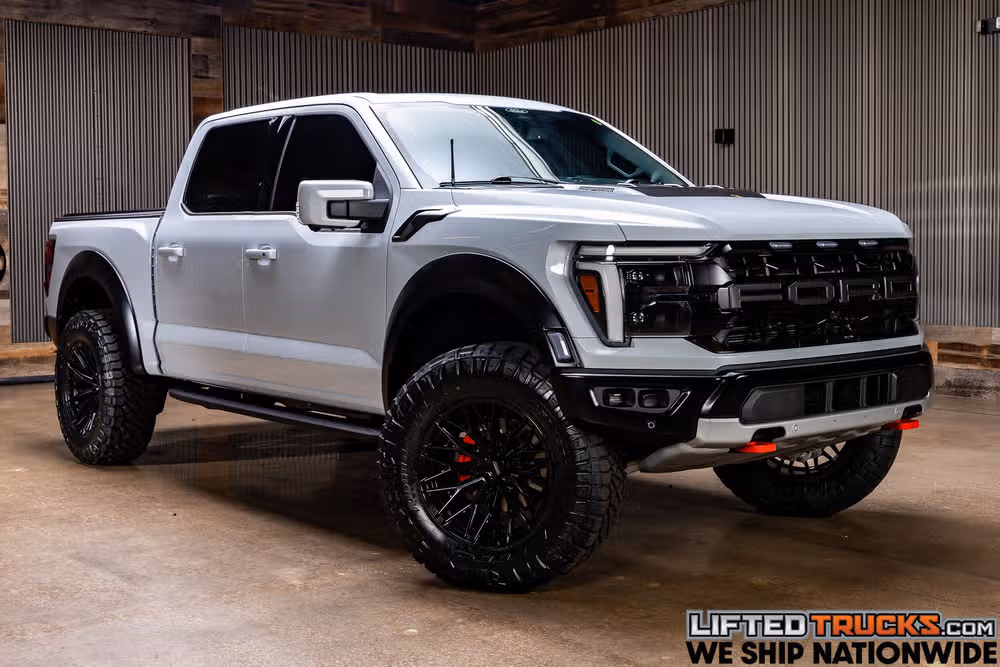 2025 Ford F-150 Raptor SuperCrew Image 1
