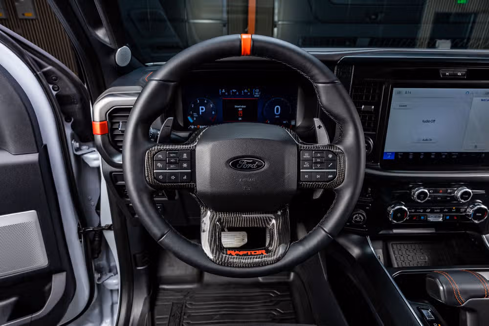 2025 Ford F-150 Raptor SuperCrew Image 19