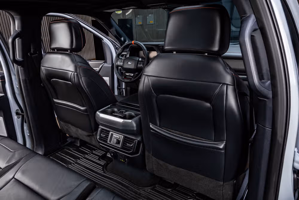 2025 Ford F-150 Raptor SuperCrew Image 32