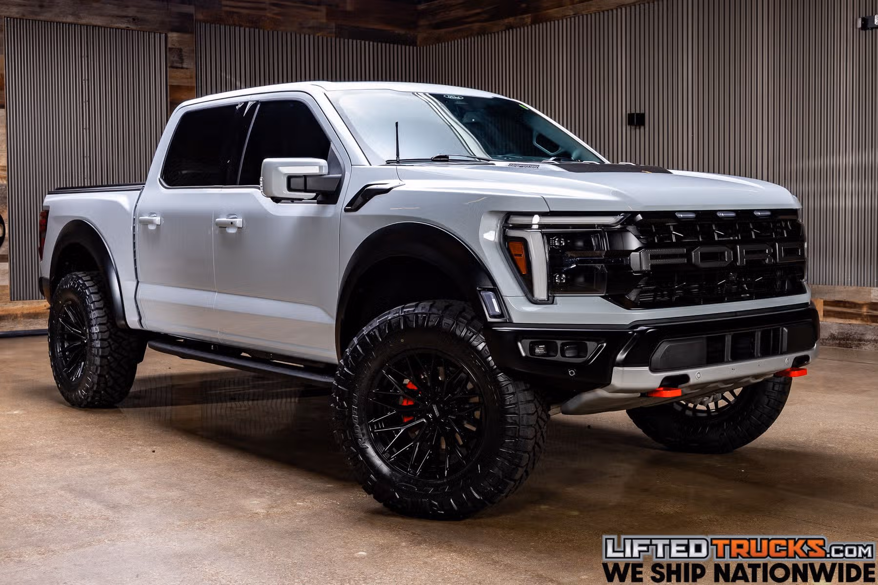 2025 Ford F-150 Raptor SuperCrew Image 1