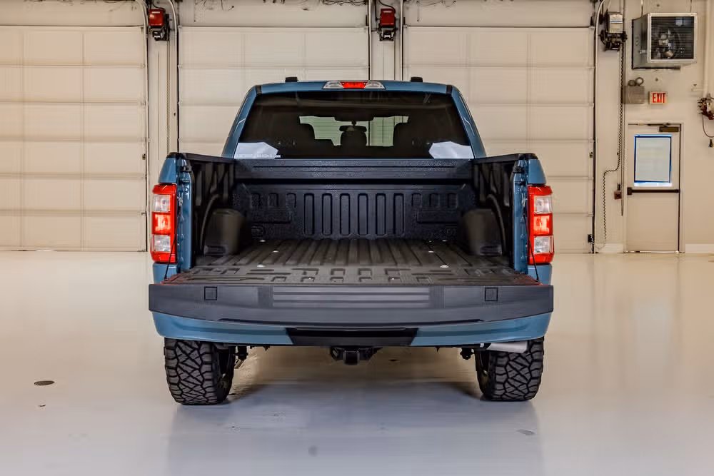 2023 Ford F-150 XL SuperCrew Image 9