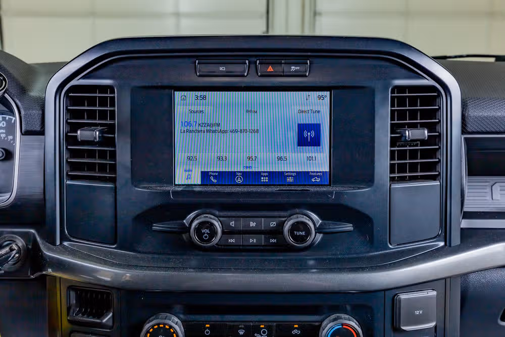2023 Ford F-150 XL SuperCrew Image 24