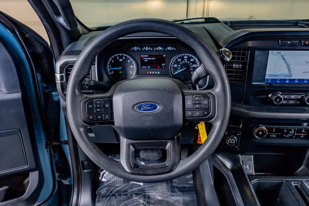 2023 Ford F-150 XL SuperCrew Image 19