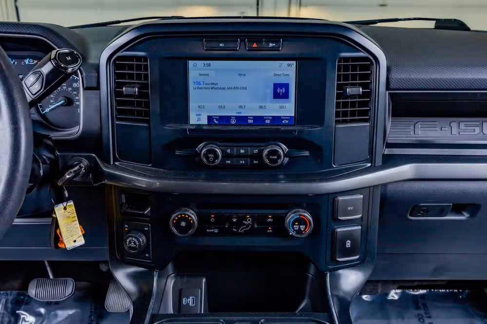 2023 Ford F-150 XL SuperCrew Image 23
