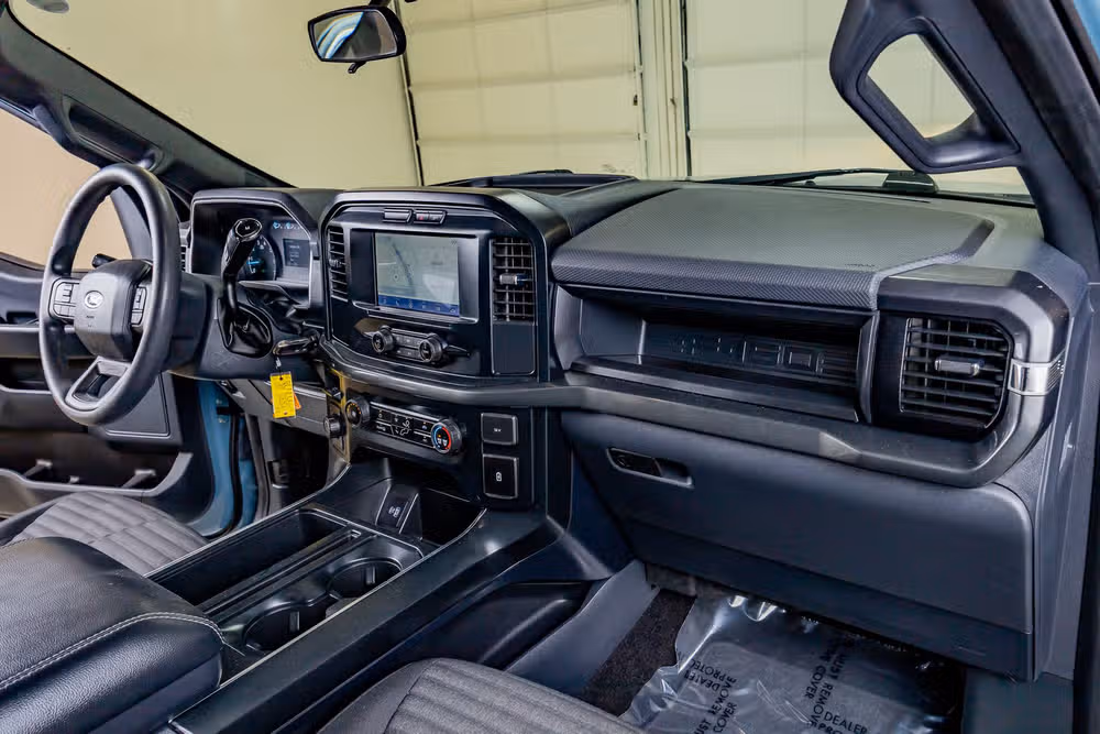 2023 Ford F-150 XL SuperCrew Image 18
