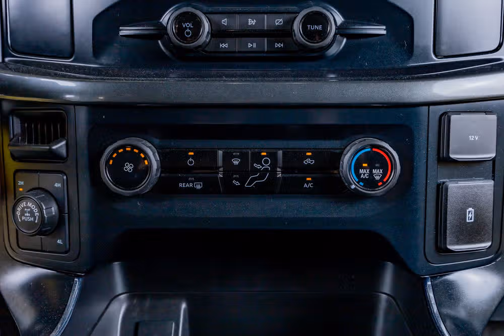 2023 Ford F-150 XL SuperCrew Image 26