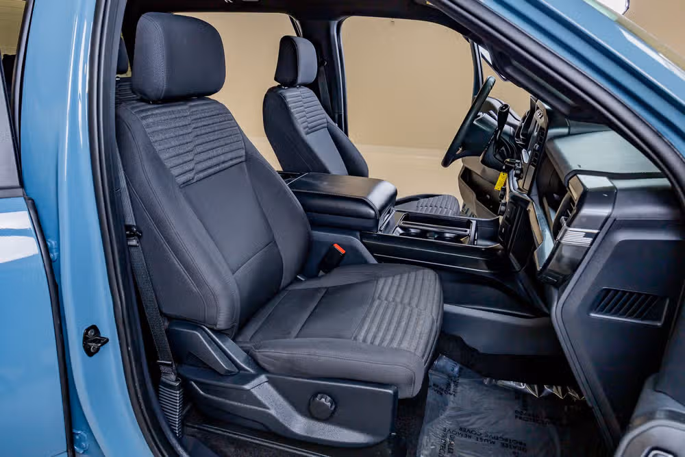 2023 Ford F-150 XL SuperCrew Image 30