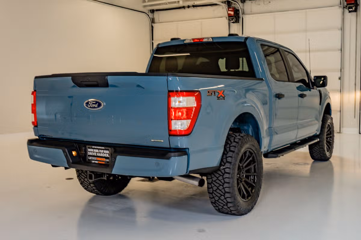 2023 Ford F-150 XL SuperCrew