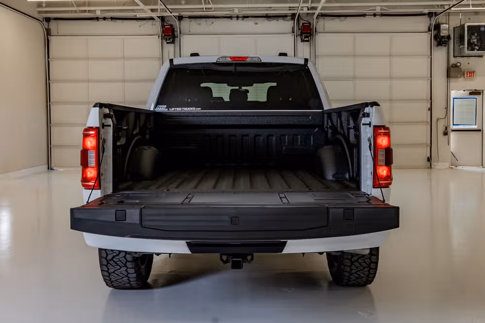 2023 Ford F-150 XL SuperCrew Image 9