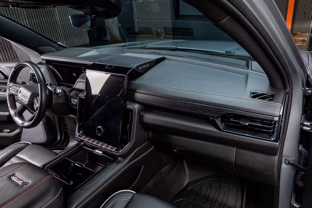 2025 GMC Yukon AT4 Ultimate Image 18