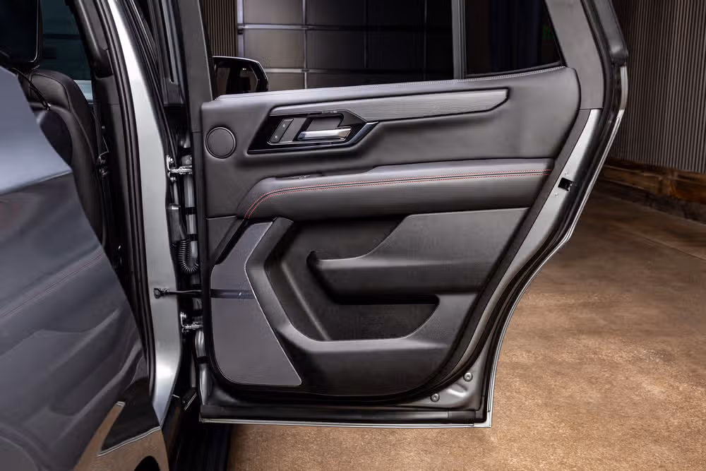 2025 GMC Yukon AT4 Ultimate Image 40