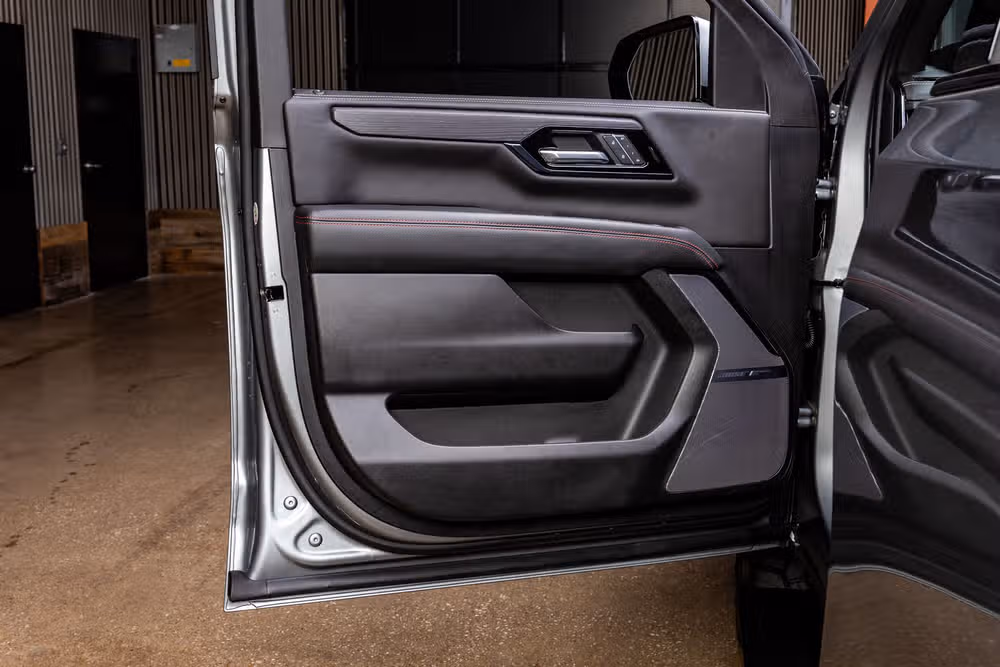 2025 GMC Yukon AT4 Ultimate Image 37