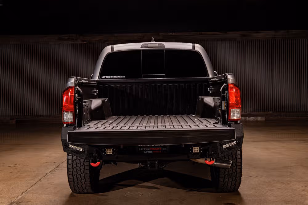 2017 Toyota Tacoma TRD Sport Double Cab Image 8