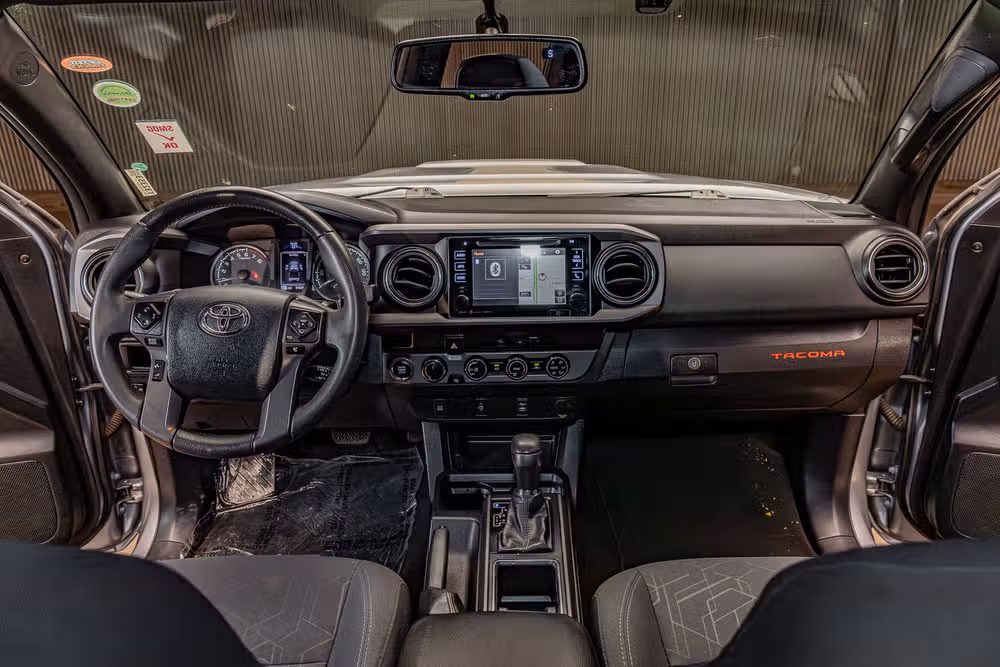 2017 Toyota Tacoma TRD Sport Double Cab Image 14