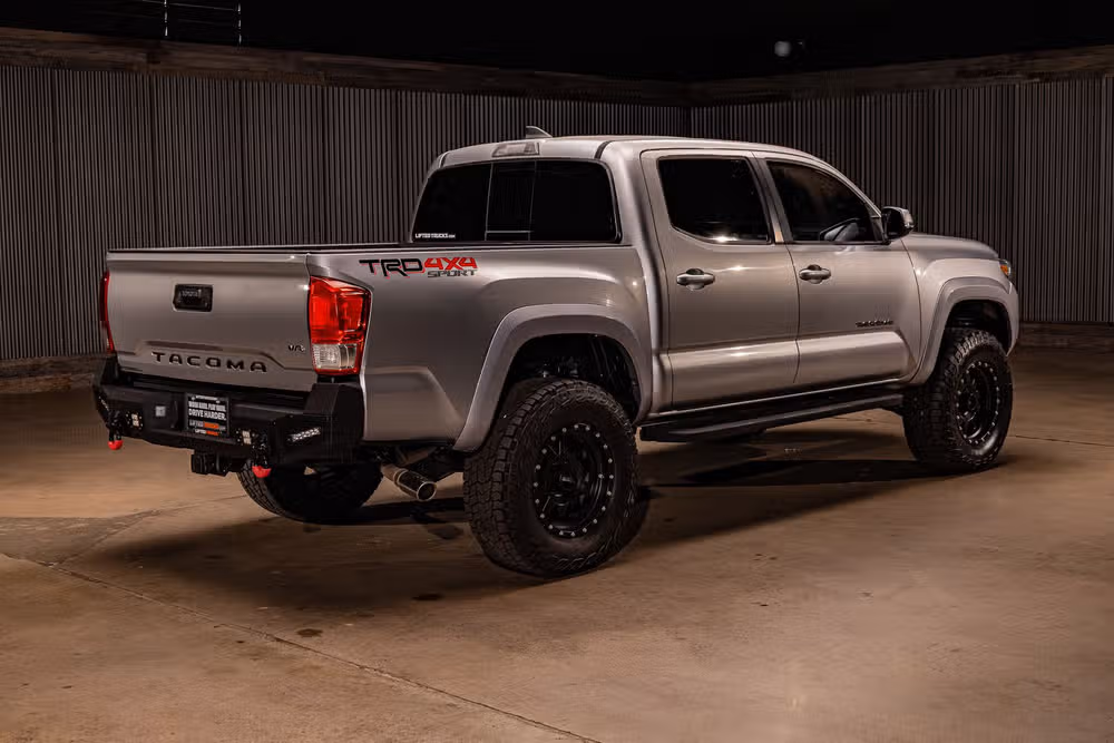 2017 Toyota Tacoma TRD Sport Double Cab Image 9