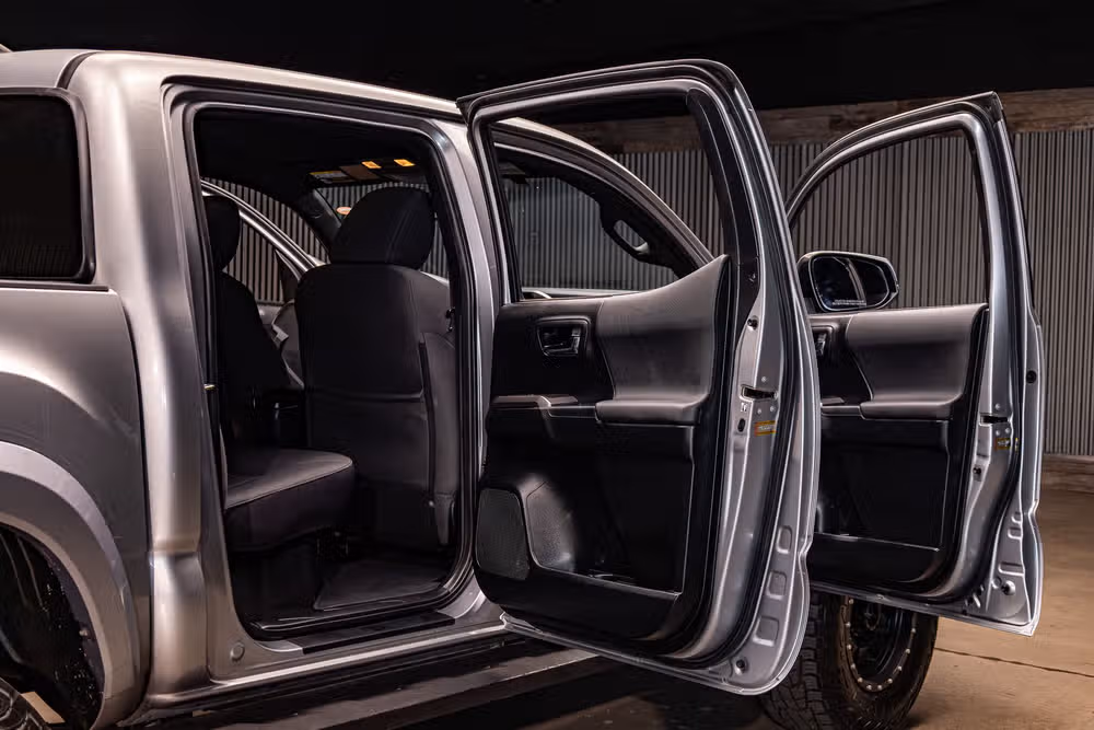 2017 Toyota Tacoma TRD Sport Double Cab Image 26