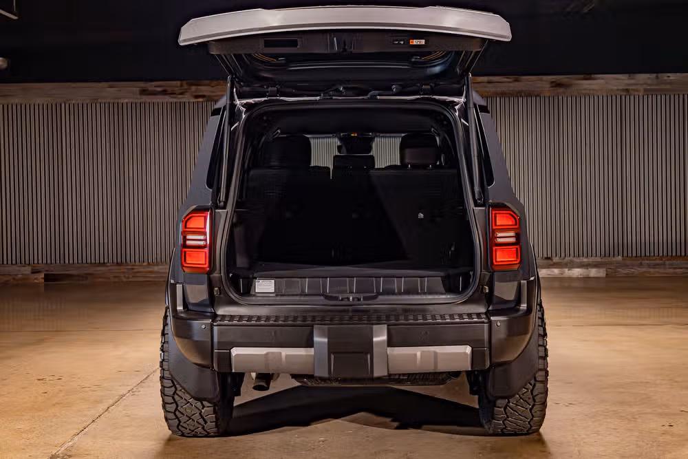 2024 Toyota Land Cruiser Base Image 9