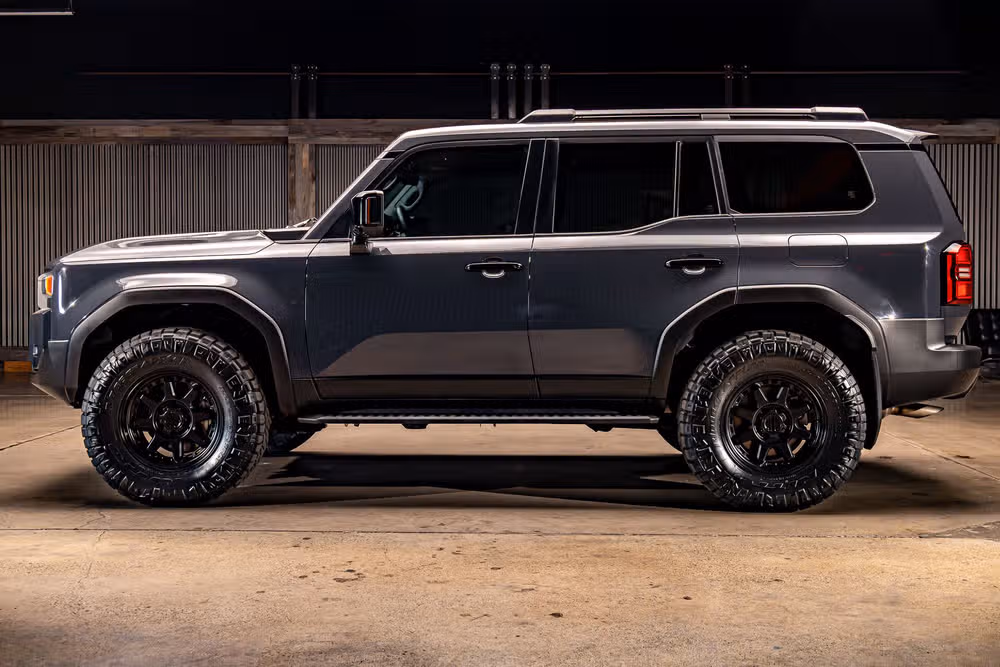 2024 Toyota Land Cruiser Base Image 6