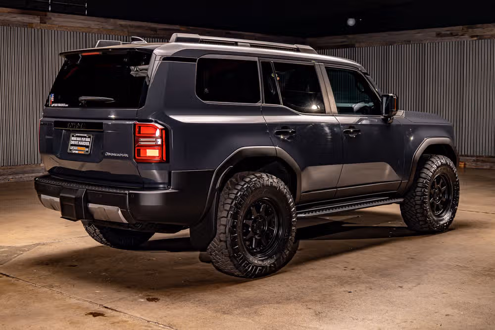 2024 Toyota Land Cruiser Base Image 10