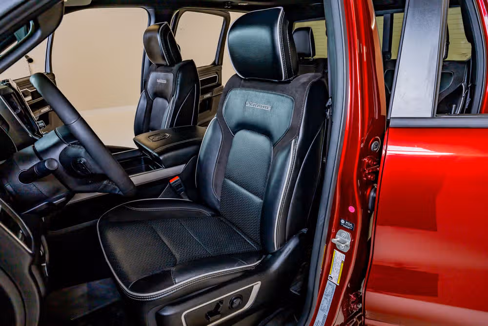 2025 Ram 1500 Laramie Crew Cab Image 30