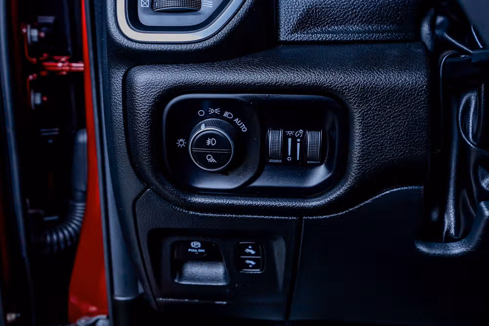 2025 Ram 1500 Laramie Crew Cab Image 21