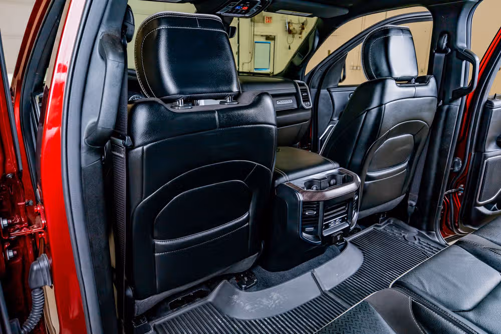 2025 Ram 1500 Laramie Crew Cab Image 34