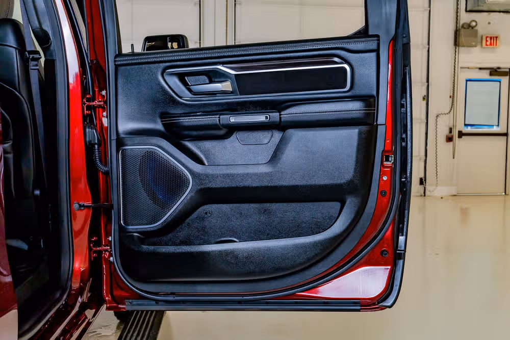 2025 Ram 1500 Laramie Crew Cab Image 39