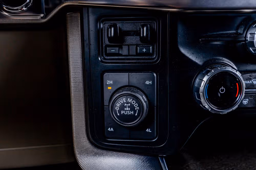 2024 Ford F-150 Platinum SuperCrew Image 24