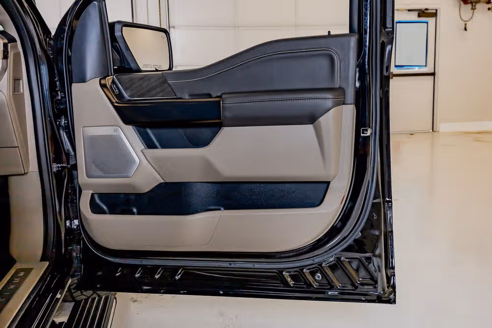 2024 Ford F-150 Platinum SuperCrew Image 38