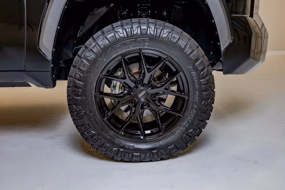 2024 Toyota Tundra 1794 Edition HV CrewMax Image 12