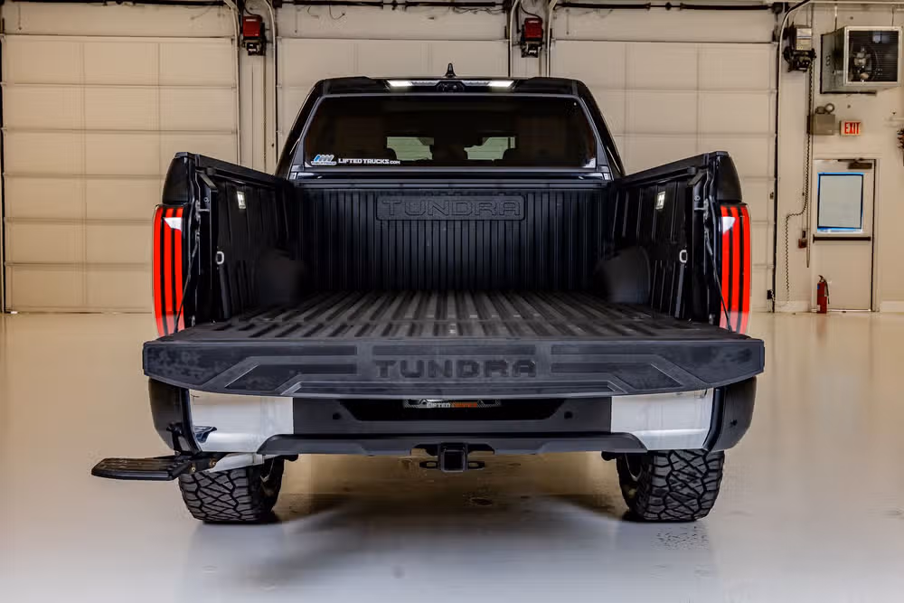 2024 Toyota Tundra 1794 Edition HV CrewMax Image 9